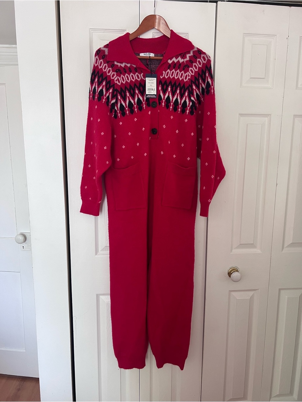 3/$250🪴— BNWT Smash and Tess Asher Red Fair Isle Knit Jumpsuit size XS/S